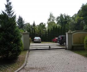 Porcza Villa - kiadó szobák Mosonmagyórvár belvárosában, parkos zöld övezetben télen , fűtési szezonban is.